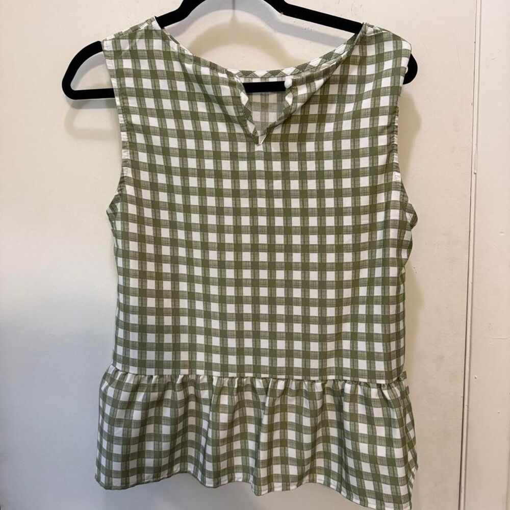 Shein Women's Green Blouse